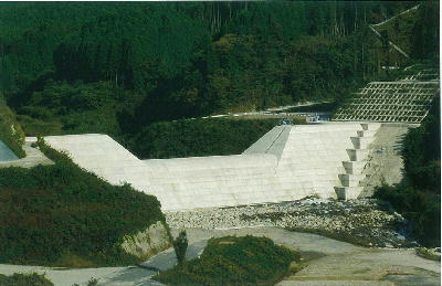 嘉瀬川ダ�?副ダ�?