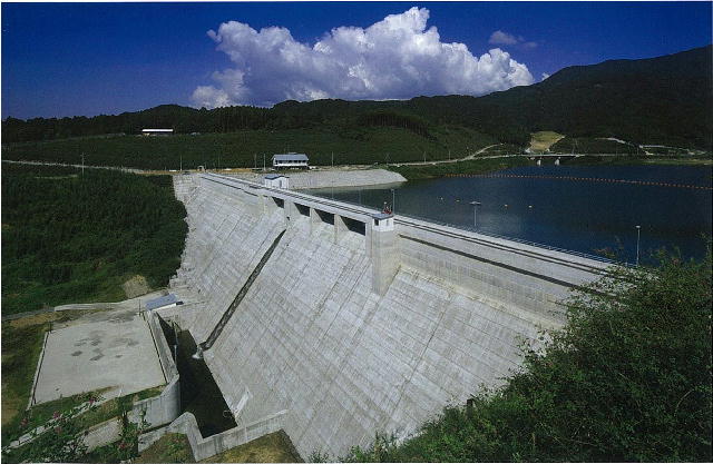 井�?�口川ダ�?