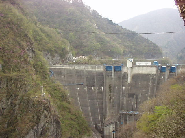 �t�̓񐣃_��