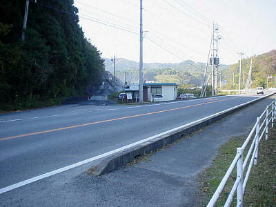 �㗬�[�e�𑖂錧���ƍ̐΍H��